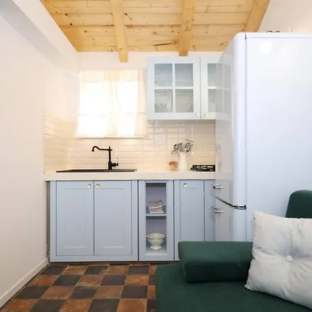Holiday home Robinson House
