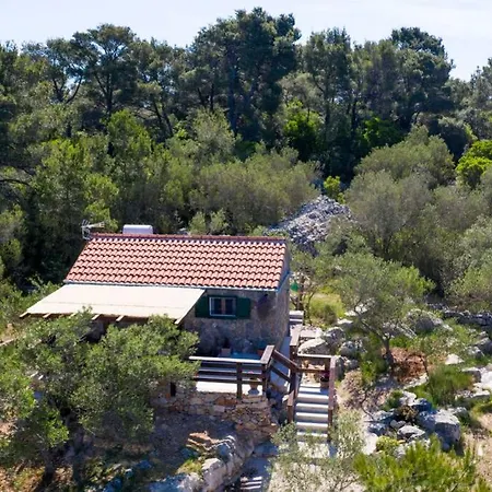 Robinson House